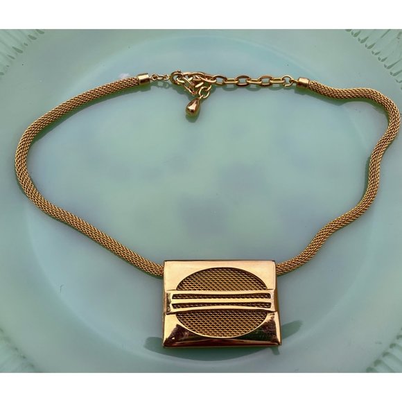 Vintage 1970s Square Pendant Mesh Choker Necklace Goldtone - Picture 11 of 14